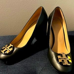 Tory Burch heels size 9, black leather